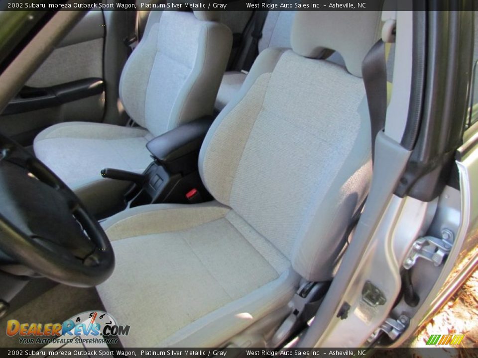 2002 Subaru Impreza Outback Sport Wagon Platinum Silver Metallic / Gray Photo #23