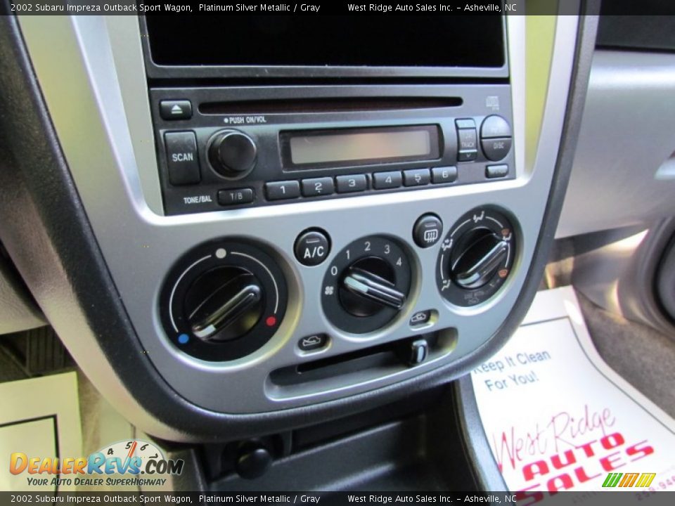2002 Subaru Impreza Outback Sport Wagon Platinum Silver Metallic / Gray Photo #29