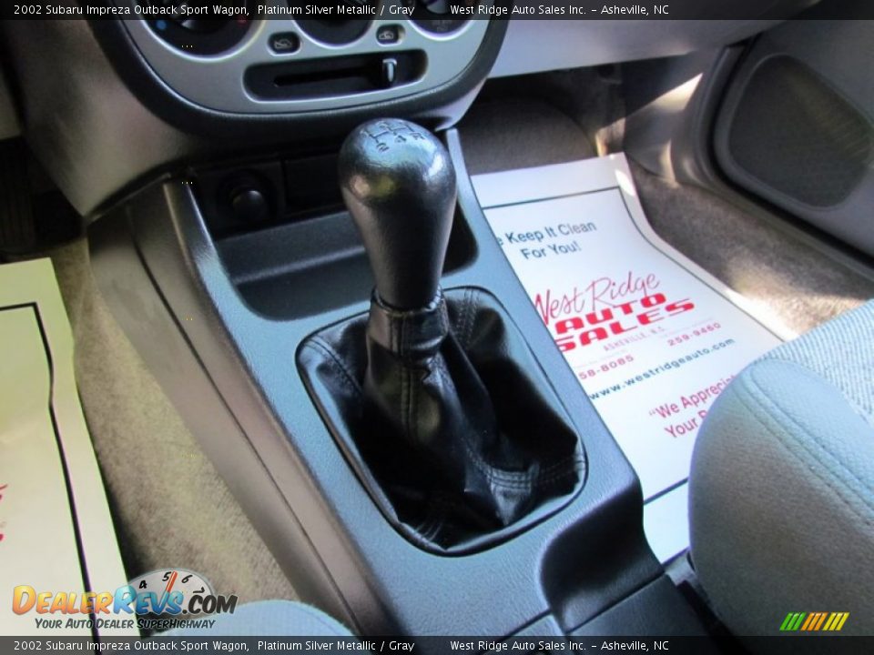 2002 Subaru Impreza Outback Sport Wagon Platinum Silver Metallic / Gray Photo #30