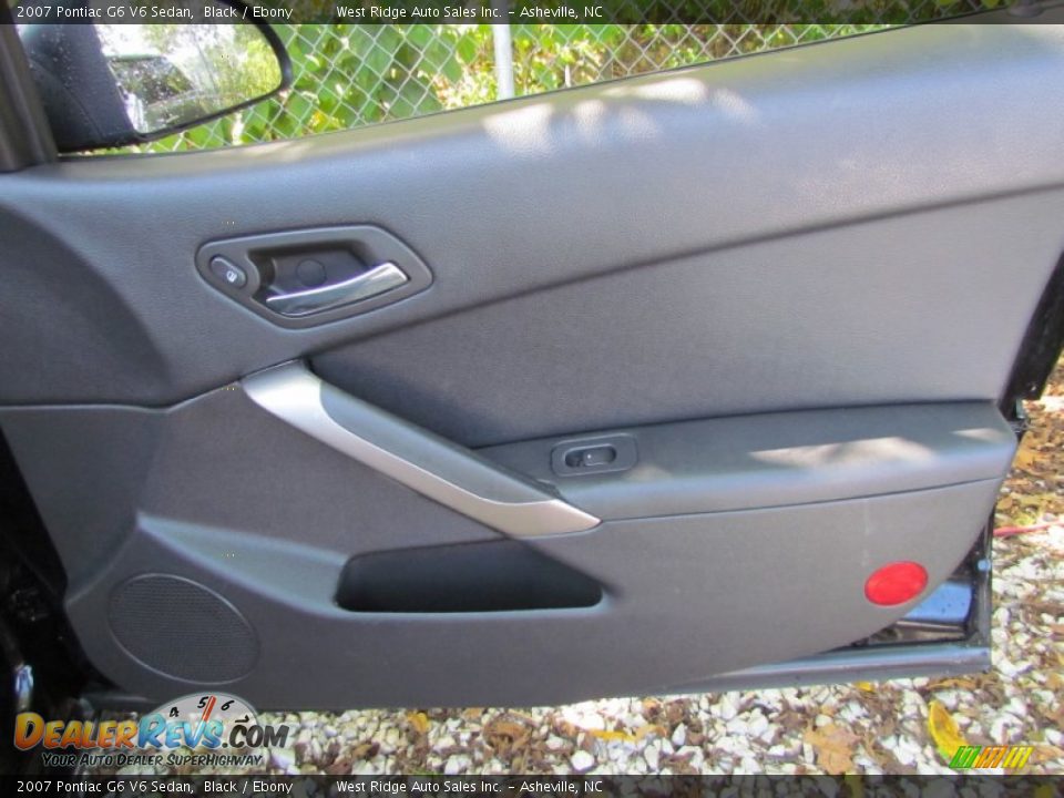 2007 Pontiac G6 V6 Sedan Black / Ebony Photo #15