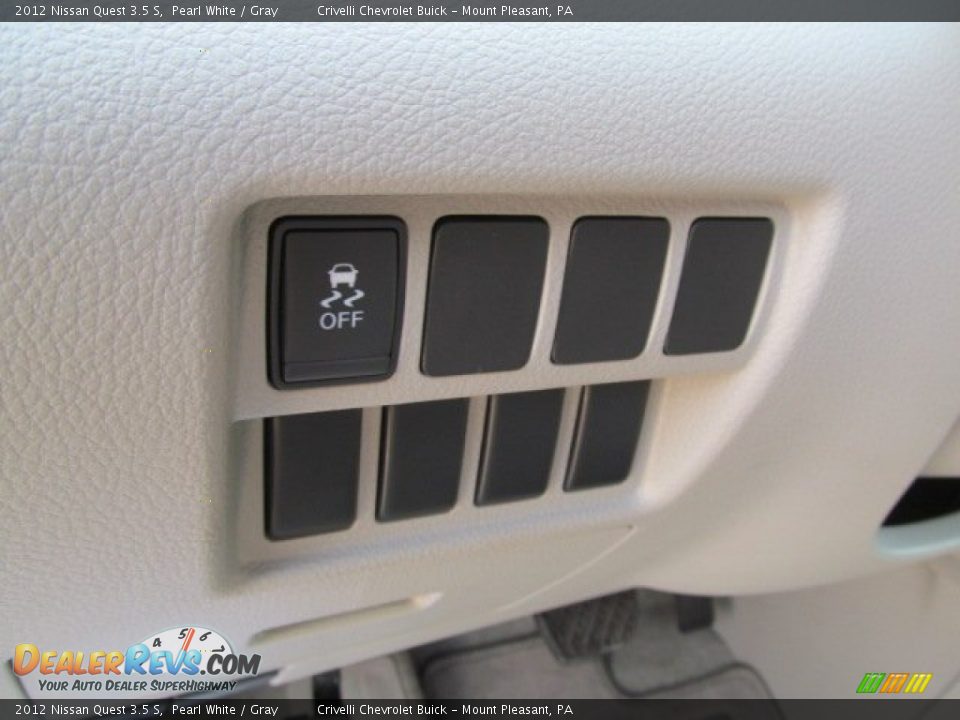 2012 Nissan Quest 3.5 S Pearl White / Gray Photo #16