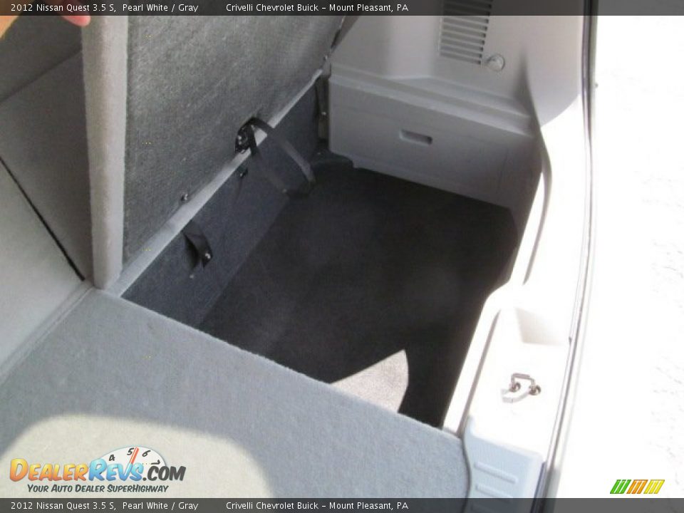 2012 Nissan Quest 3.5 S Pearl White / Gray Photo #28