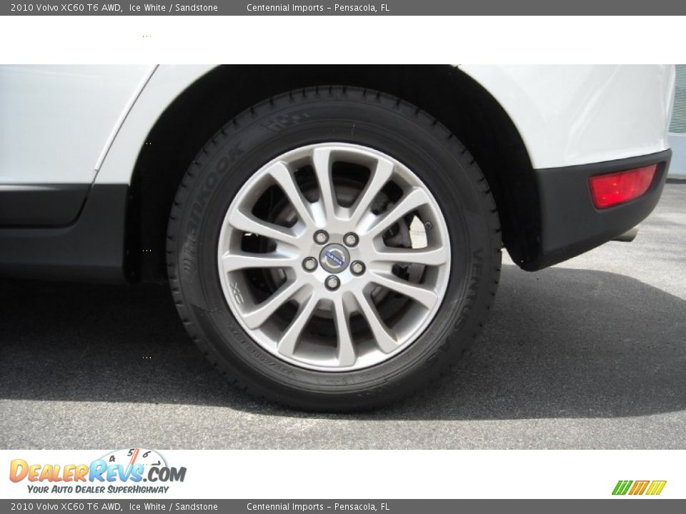 2010 Volvo XC60 T6 AWD Ice White / Sandstone Photo #11