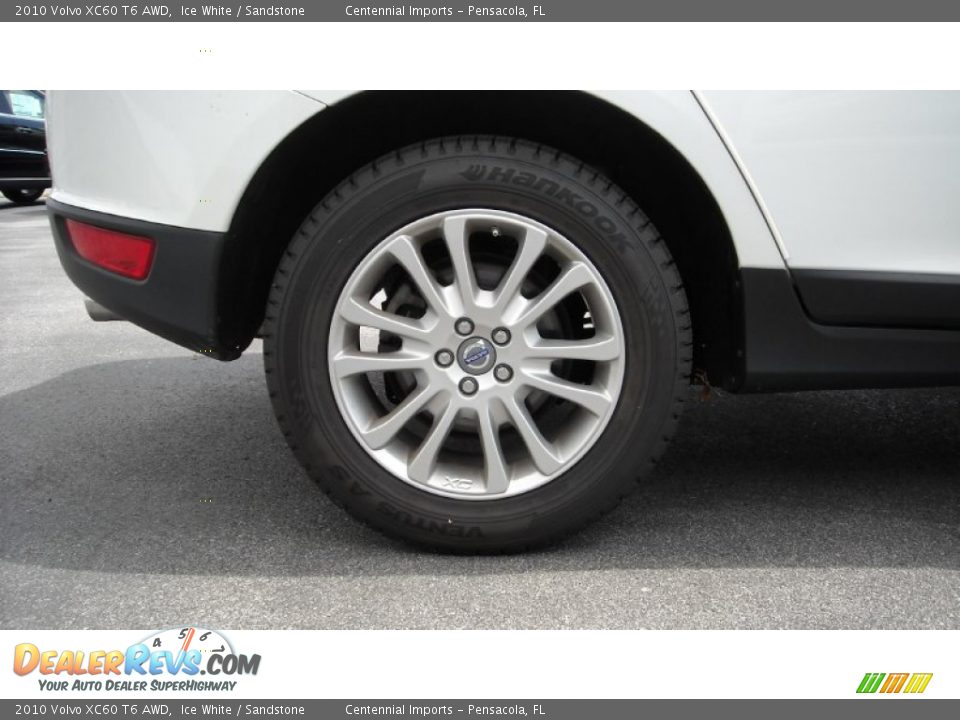 2010 Volvo XC60 T6 AWD Ice White / Sandstone Photo #12