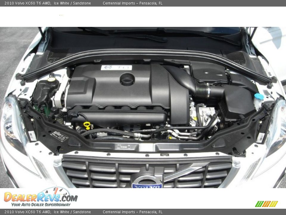2010 Volvo XC60 T6 AWD Ice White / Sandstone Photo #17