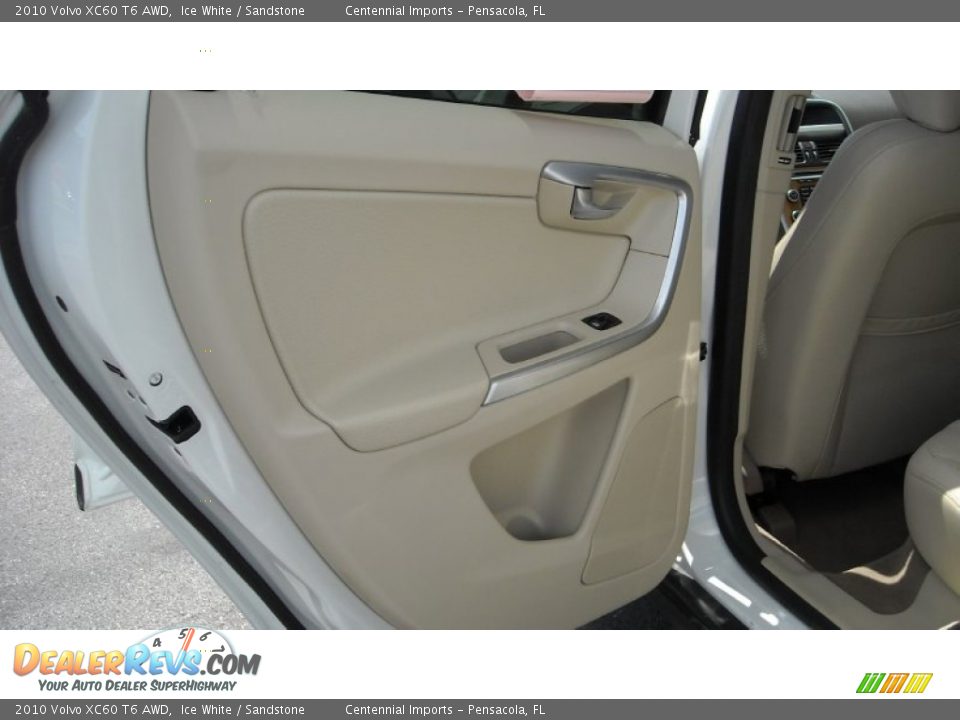 2010 Volvo XC60 T6 AWD Ice White / Sandstone Photo #20