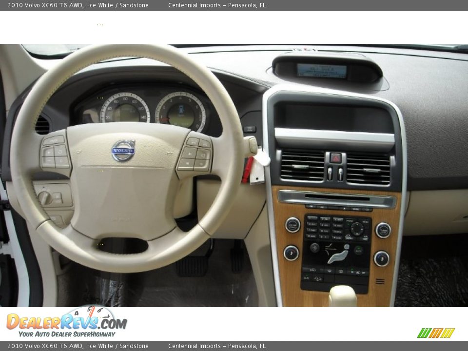 2010 Volvo XC60 T6 AWD Ice White / Sandstone Photo #22