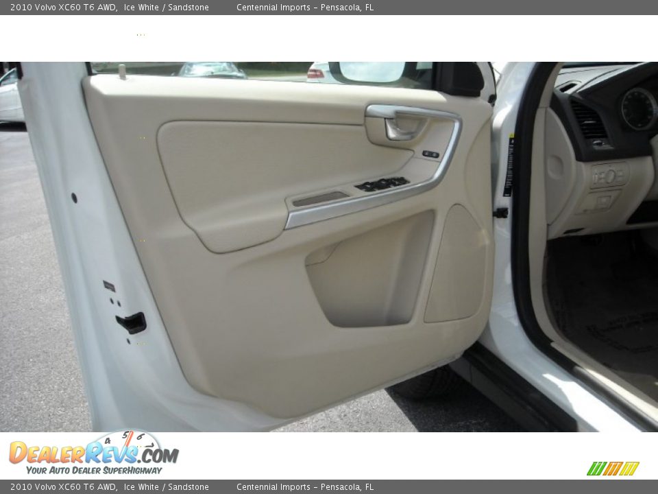 2010 Volvo XC60 T6 AWD Ice White / Sandstone Photo #26