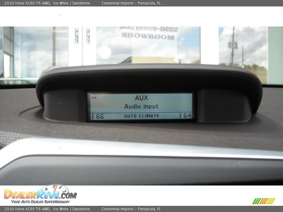 2010 Volvo XC60 T6 AWD Ice White / Sandstone Photo #30