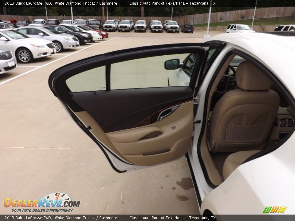 2013 Buick LaCrosse FWD White Diamond Tricoat / Cashmere Photo #17