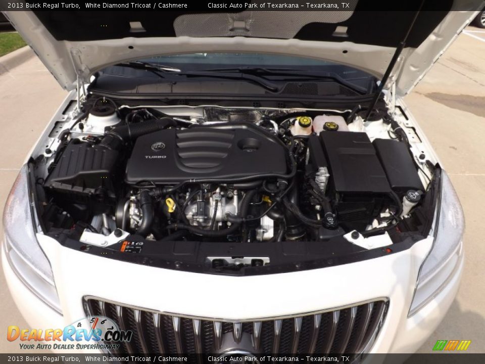 2013 Buick Regal Turbo White Diamond Tricoat / Cashmere Photo #21