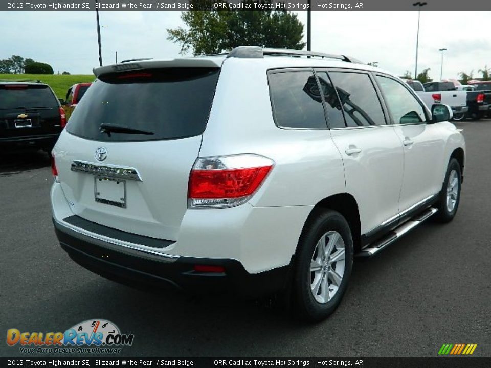 2013 Toyota Highlander SE Blizzard White Pearl / Sand Beige Photo #3