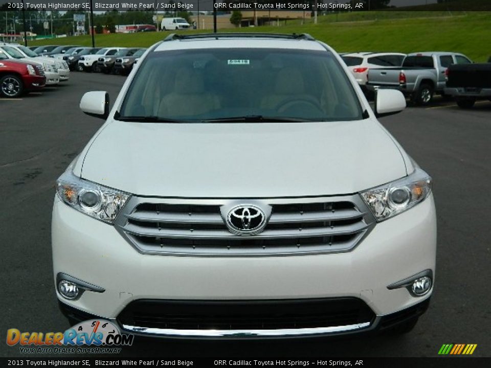 2013 Toyota Highlander SE Blizzard White Pearl / Sand Beige Photo #8