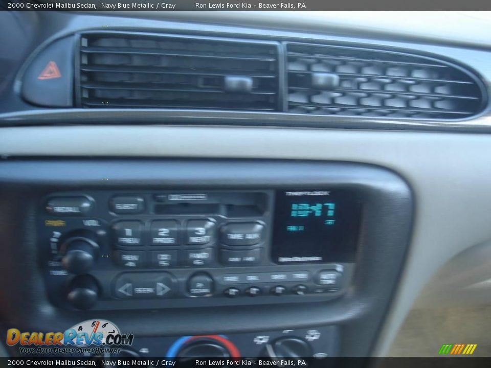 2000 Chevrolet Malibu Sedan Navy Blue Metallic / Gray Photo #22