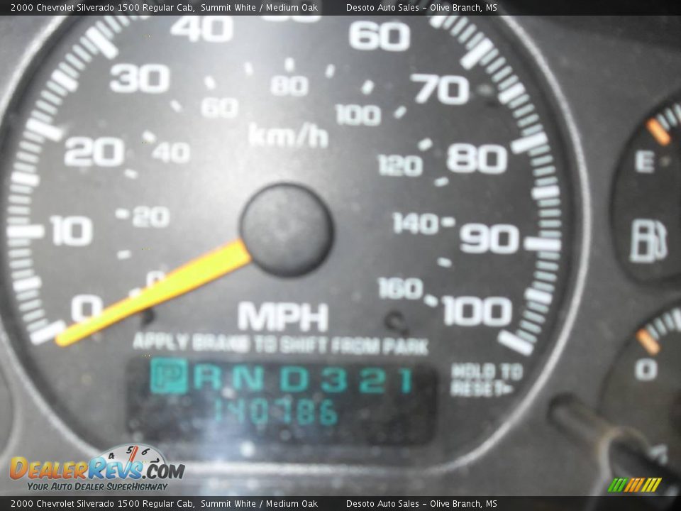 2000 Chevrolet Silverado 1500 Regular Cab Summit White / Medium Oak Photo #10