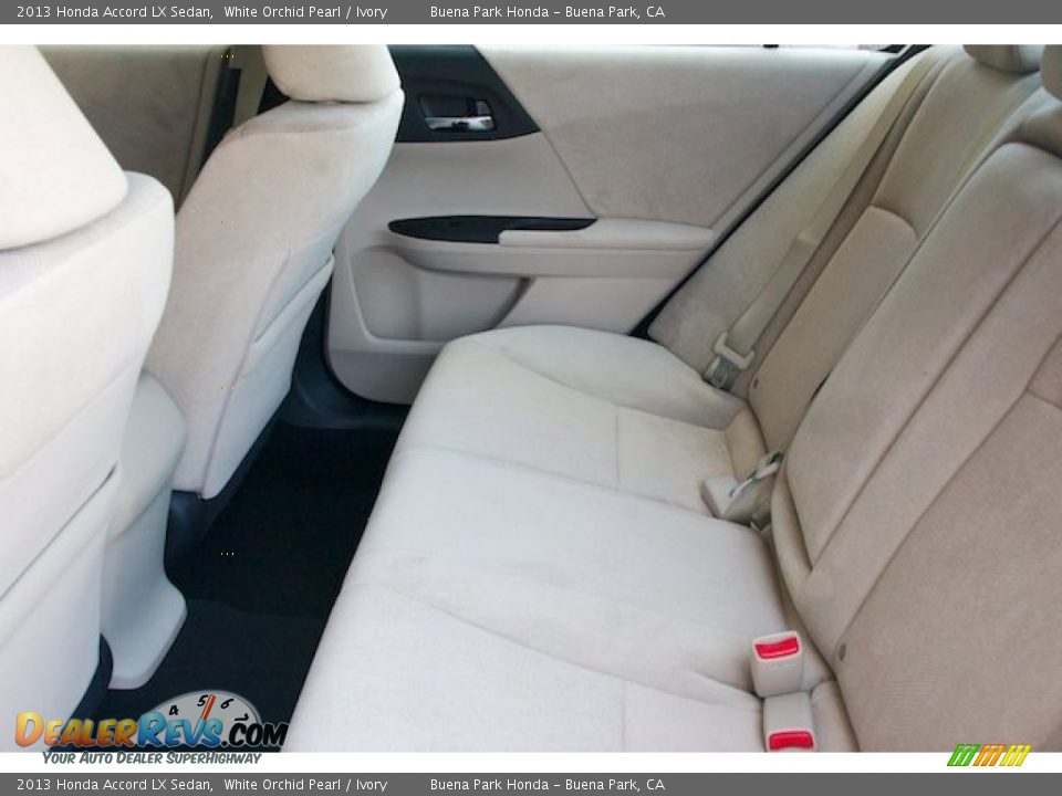 2013 Honda Accord LX Sedan White Orchid Pearl / Ivory Photo #12