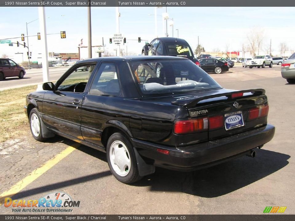 1993 Nissan Sentra SE-R Coupe Super Black / Charcoal Photo #2