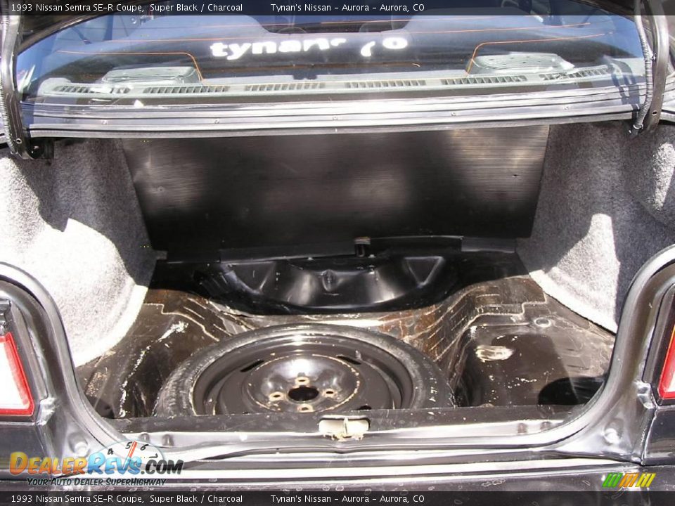 1993 Nissan Sentra SE-R Coupe Super Black / Charcoal Photo #10