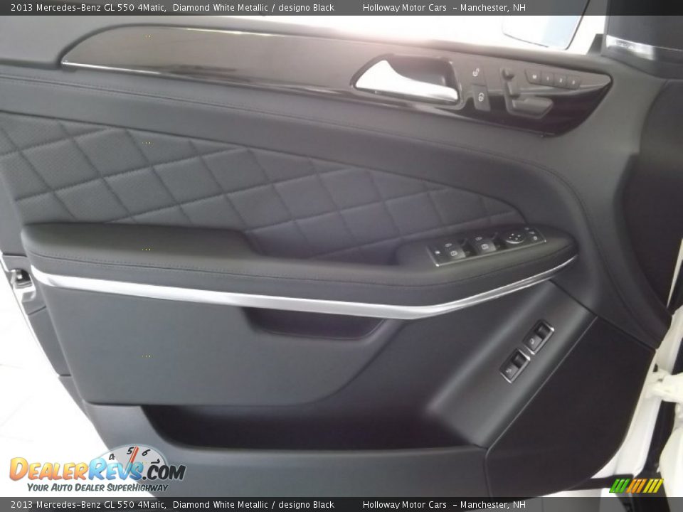 Door Panel of 2013 Mercedes-Benz GL 550 4Matic Photo #12