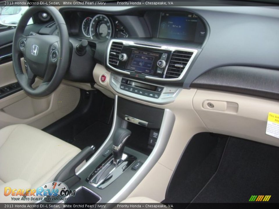 Dashboard of 2013 Honda Accord EX-L Sedan Photo #15