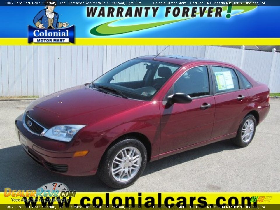 2007 Ford Focus ZX4 S Sedan Dark Toreador Red Metallic / Charcoal/Light Flint Photo #1