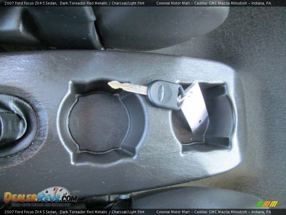 2007 Ford Focus ZX4 S Sedan Dark Toreador Red Metallic / Charcoal/Light Flint Photo #16