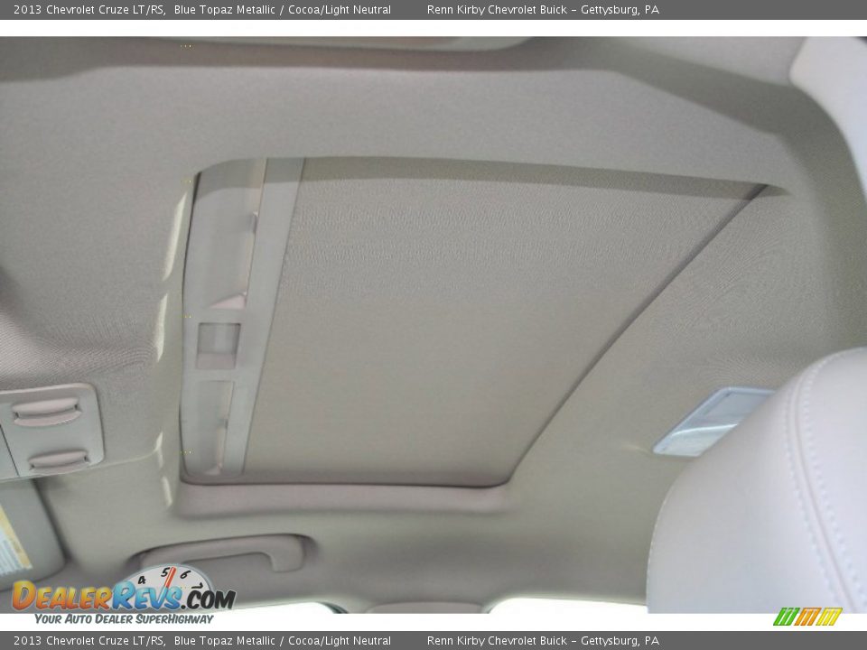 Sunroof of 2013 Chevrolet Cruze LT/RS Photo #24