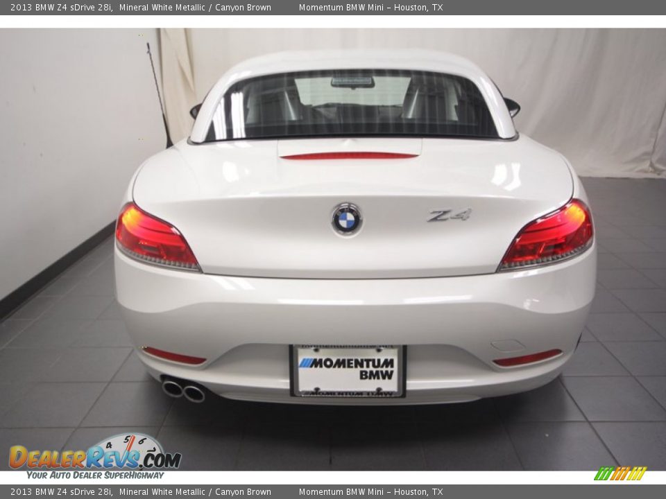 2013 BMW Z4 sDrive 28i Mineral White Metallic / Canyon Brown Photo #11