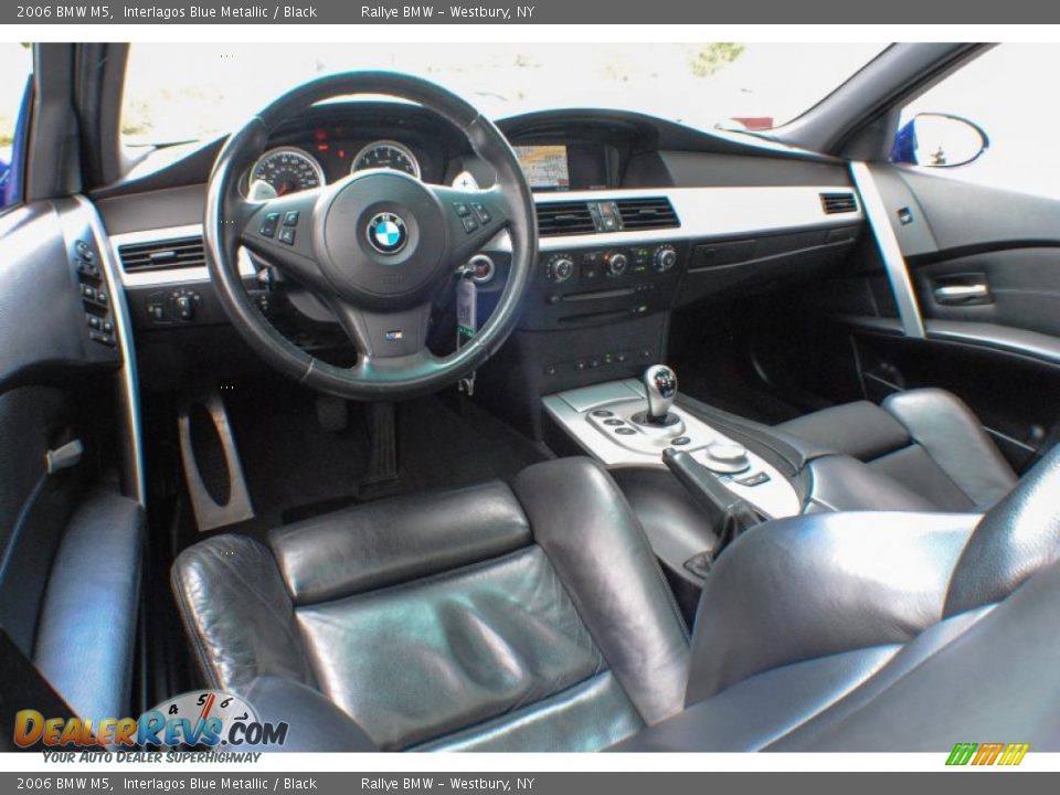 Dashboard of 2006 BMW M5  Photo #15