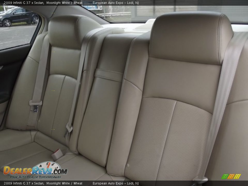 2009 Infiniti G 37 x Sedan Moonlight White / Wheat Photo #14