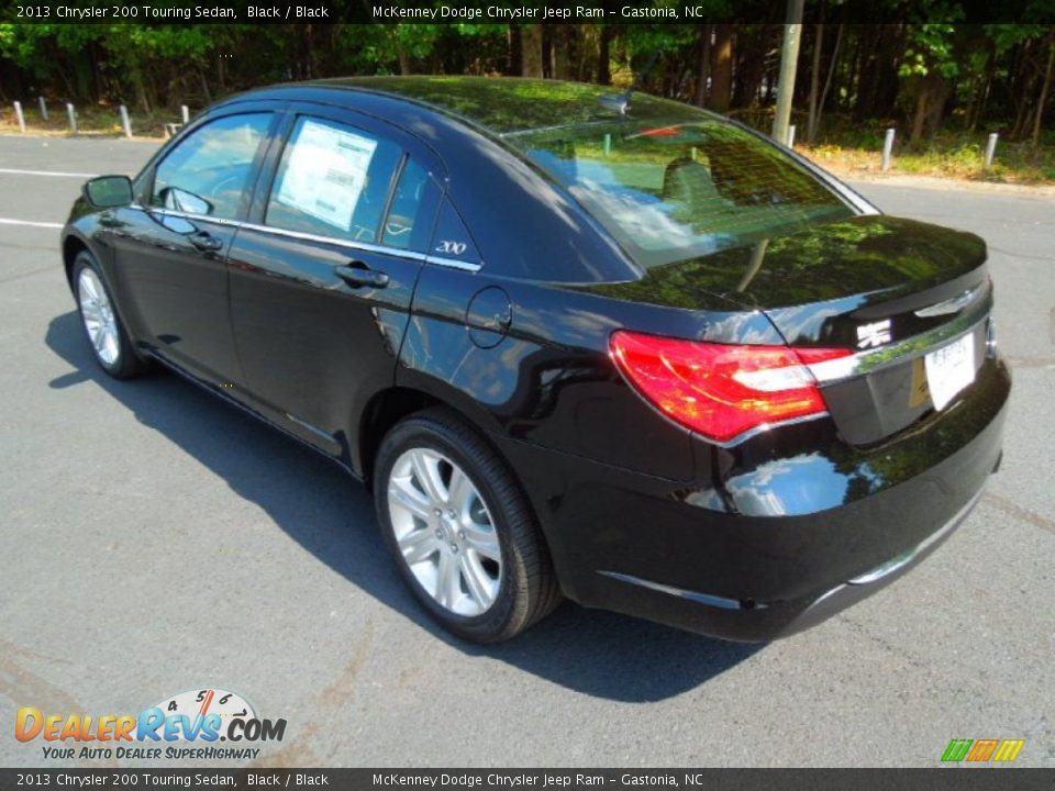 2013 Chrysler 200 Touring Sedan Black / Black Photo #5