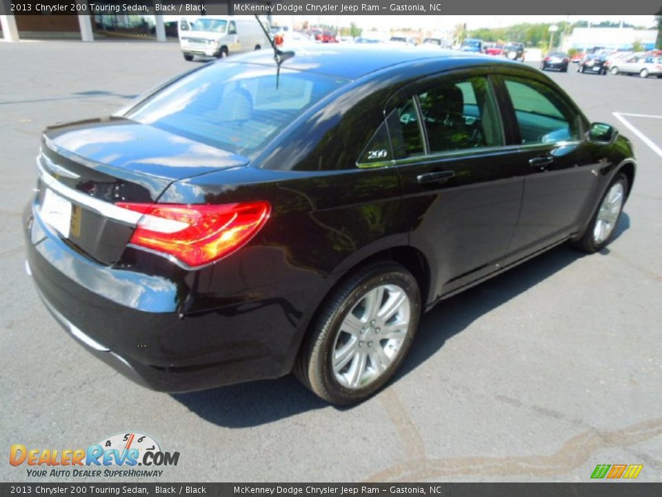2013 Chrysler 200 Touring Sedan Black / Black Photo #6