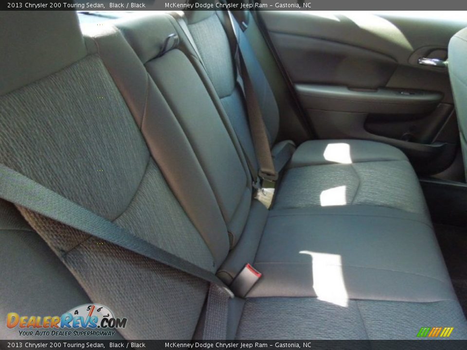 2013 Chrysler 200 Touring Sedan Black / Black Photo #20