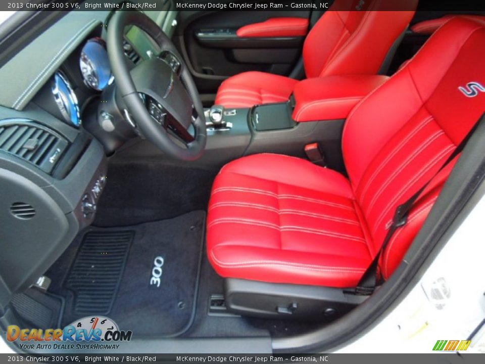 Front Seat of 2013 Chrysler 300 S V6 Photo #8