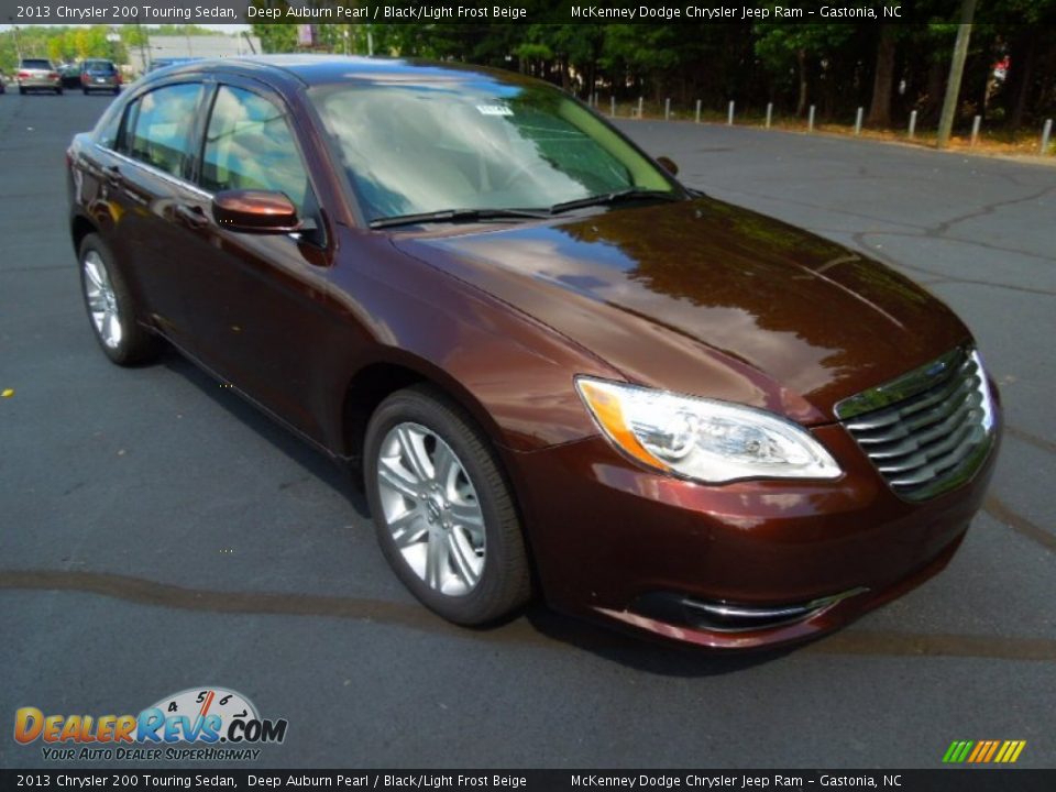 Front 3/4 View of 2013 Chrysler 200 Touring Sedan Photo #1