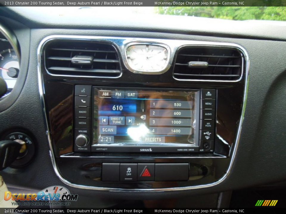 2013 Chrysler 200 Touring Sedan Deep Auburn Pearl / Black/Light Frost Beige Photo #12