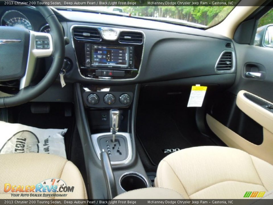2013 Chrysler 200 Touring Sedan Deep Auburn Pearl / Black/Light Frost Beige Photo #17