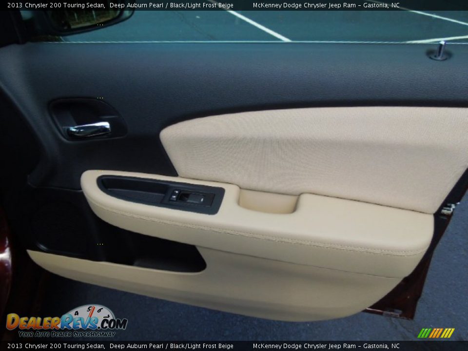 2013 Chrysler 200 Touring Sedan Deep Auburn Pearl / Black/Light Frost Beige Photo #22