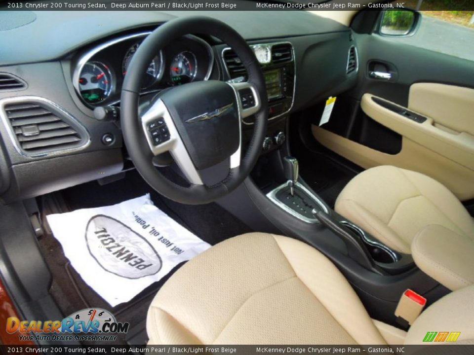 2013 Chrysler 200 Touring Sedan Deep Auburn Pearl / Black/Light Frost Beige Photo #25