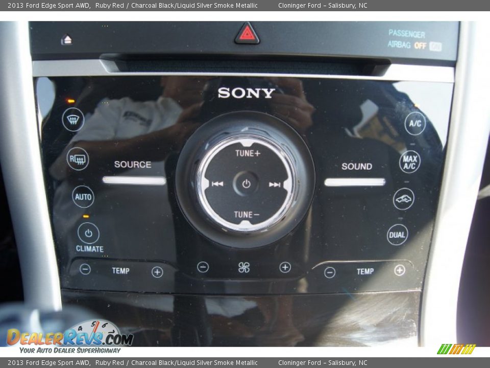 Controls of 2013 Ford Edge Sport AWD Photo #33