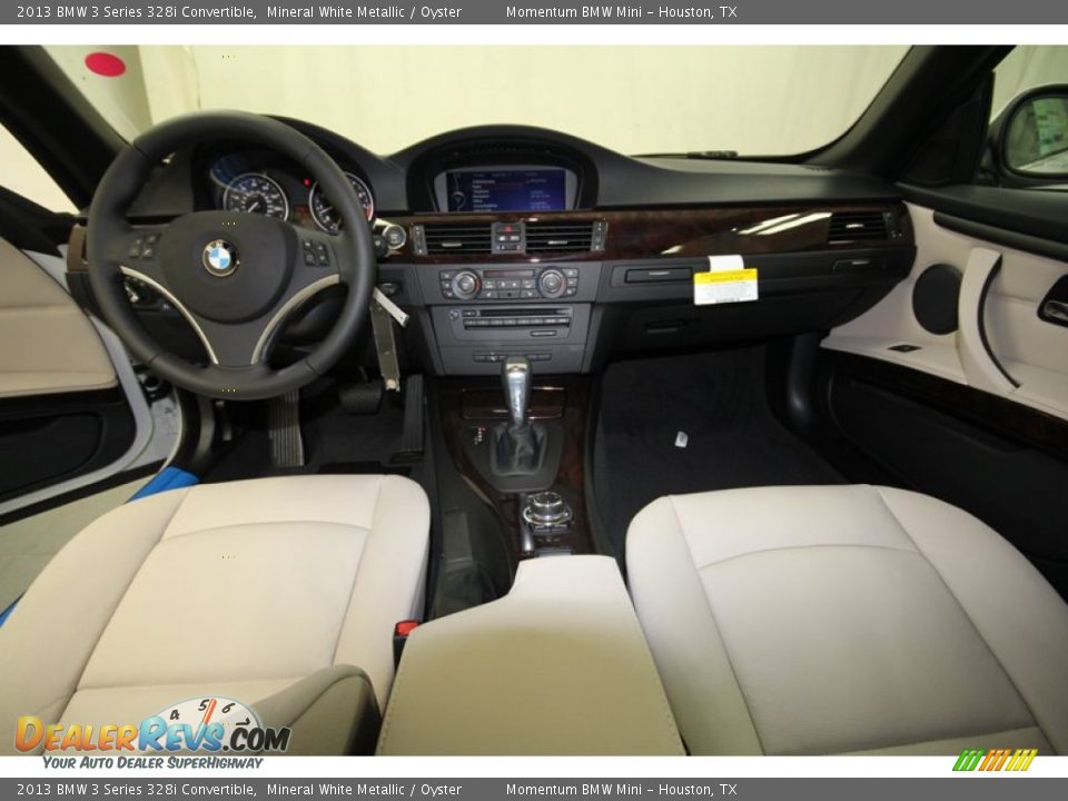 Dashboard of 2013 BMW 3 Series 328i Convertible Photo #4