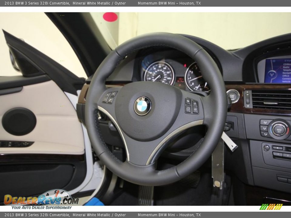 2013 BMW 3 Series 328i Convertible Mineral White Metallic / Oyster Photo #26