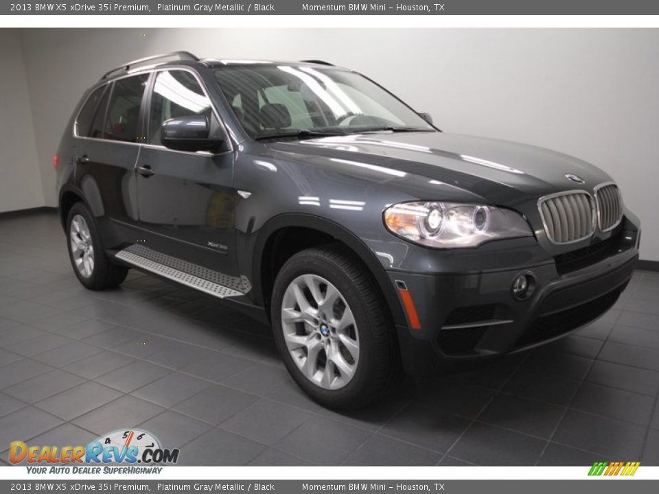 Front 3/4 View of 2013 BMW X5 xDrive 35i Premium Photo #1