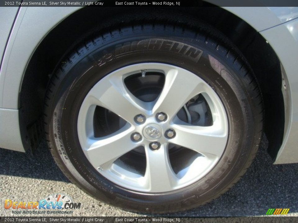 2012 Toyota Sienna LE Silver Sky Metallic / Light Gray Photo #14