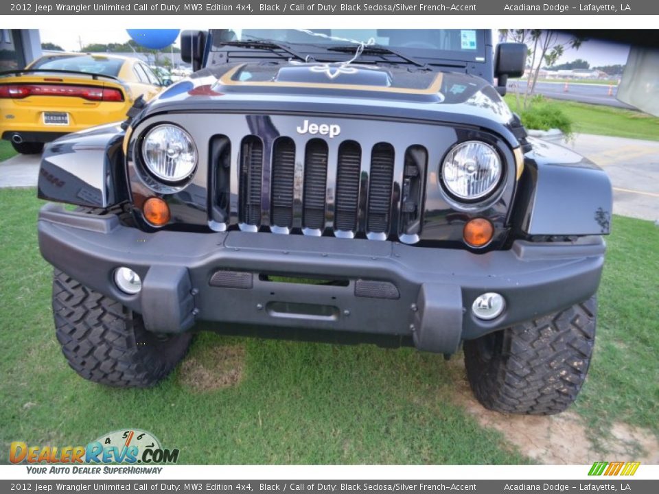 2012 Jeep Wrangler Unlimited Call of Duty: MW3 Edition 4x4 Black / Call of Duty: Black Sedosa/Silver French-Accent Photo #11