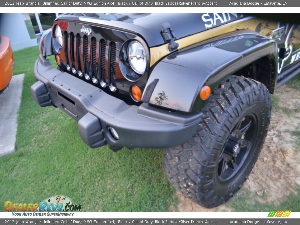 2012 Jeep Wrangler Unlimited Call of Duty: MW3 Edition 4x4 Black / Call of Duty: Black Sedosa/Silver French-Accent Photo #12