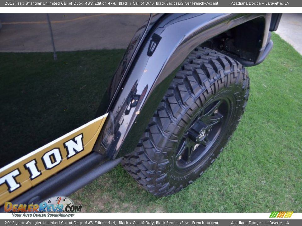 2012 Jeep Wrangler Unlimited Call of Duty: MW3 Edition 4x4 Black / Call of Duty: Black Sedosa/Silver French-Accent Photo #15