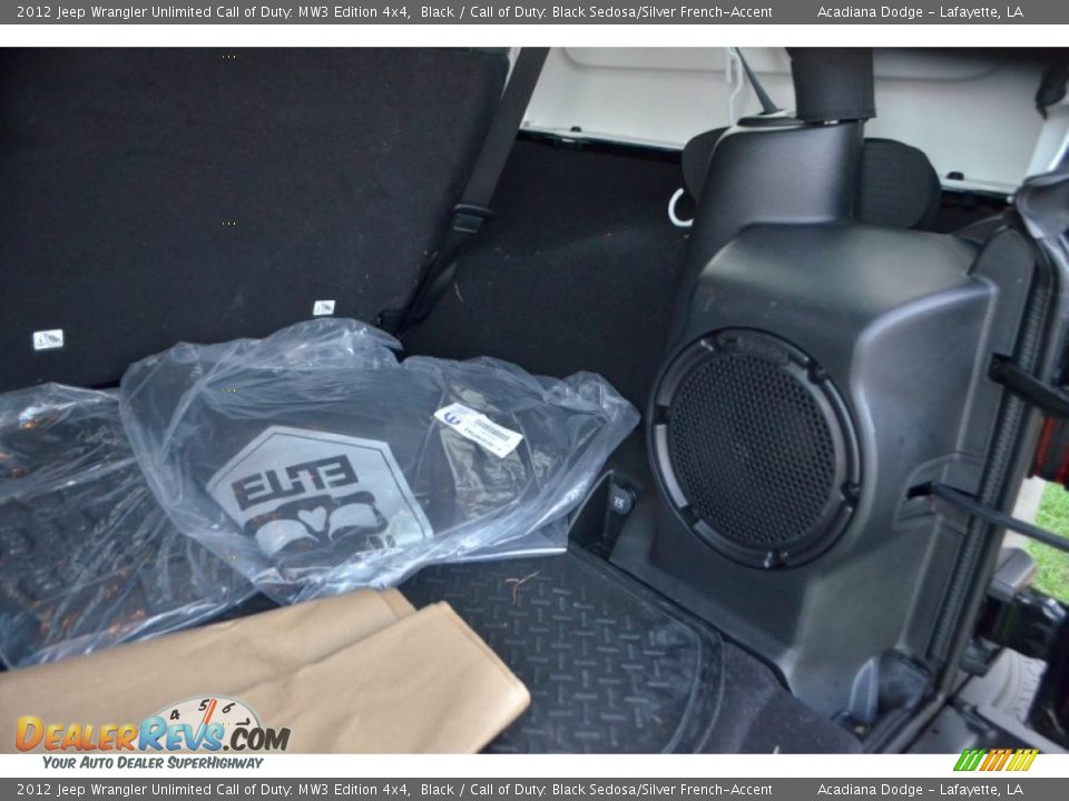 2012 Jeep Wrangler Unlimited Call of Duty: MW3 Edition 4x4 Black / Call of Duty: Black Sedosa/Silver French-Accent Photo #23