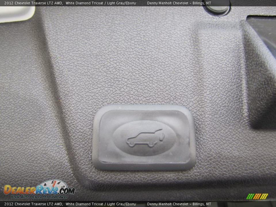 2012 Chevrolet Traverse LTZ AWD White Diamond Tricoat / Light Gray/Ebony Photo #10