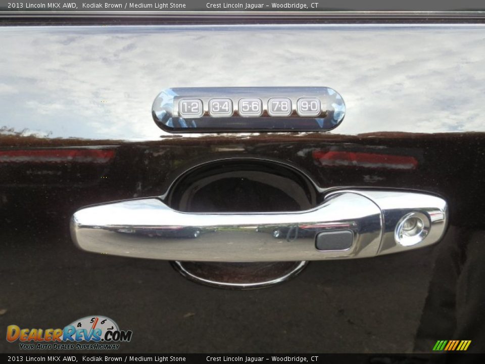 2013 Lincoln MKX AWD Kodiak Brown / Medium Light Stone Photo #12